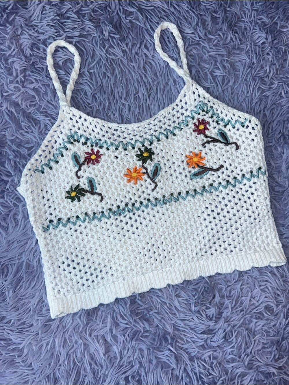 White Crochet Floral Embroidered Spaghetti-Strap Camisole Top